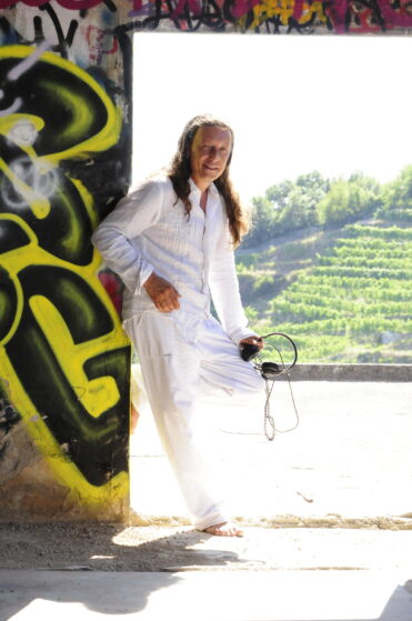 Healing Gianluca Rey Enter the healing house music project